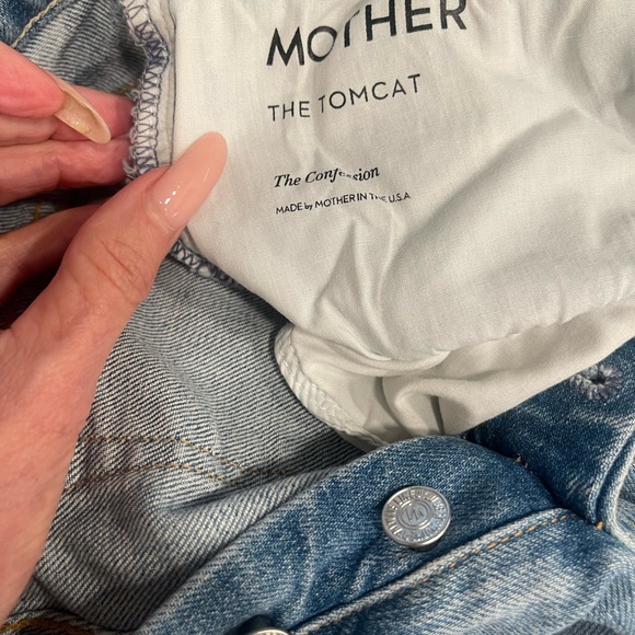 MOTHER Denim - The Tomcat in The Confession 26 Distressed Straight Leg - Picture 3 of 10